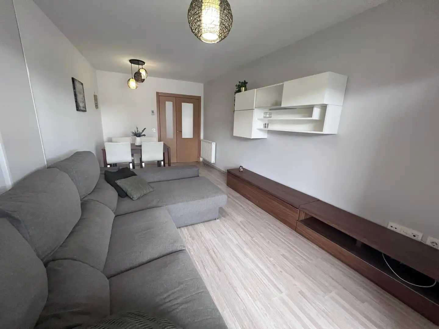 Sala de estar de Piso de alquiler en Oviedo  con Calefacción, Terraza y Trastero