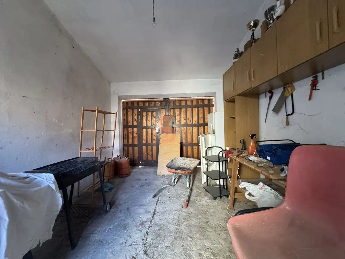 Casa o chalet en venta en Alcazarén con Calefacción, Terraza y Trastero