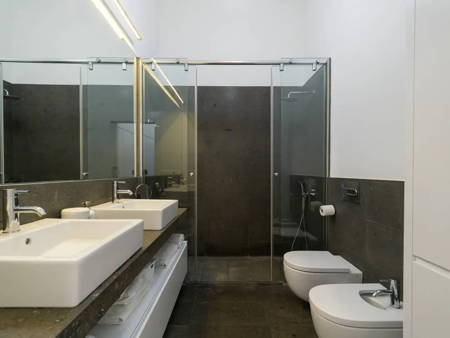 Bany de Casa o xalet en venda en Las Palmas de Gran Canaria amb Aire condicionat, Terrassa i Balcó