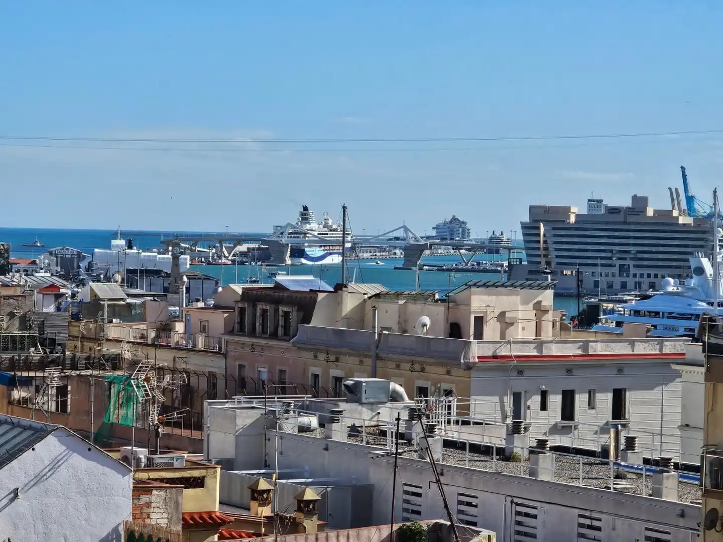 Vista exterior de Àtic en venda en Barcelona amb Moblat