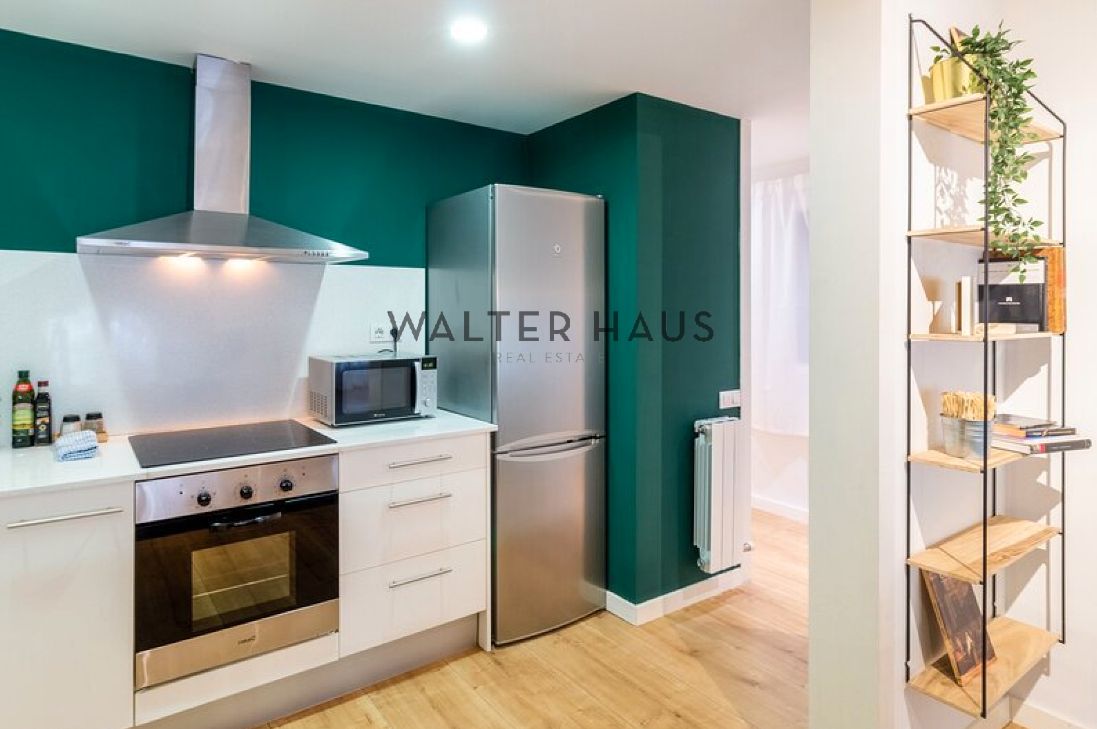 Kitchen of Flat for sale in  Barcelona Capital  with Air Conditioner, Heating and Terrace