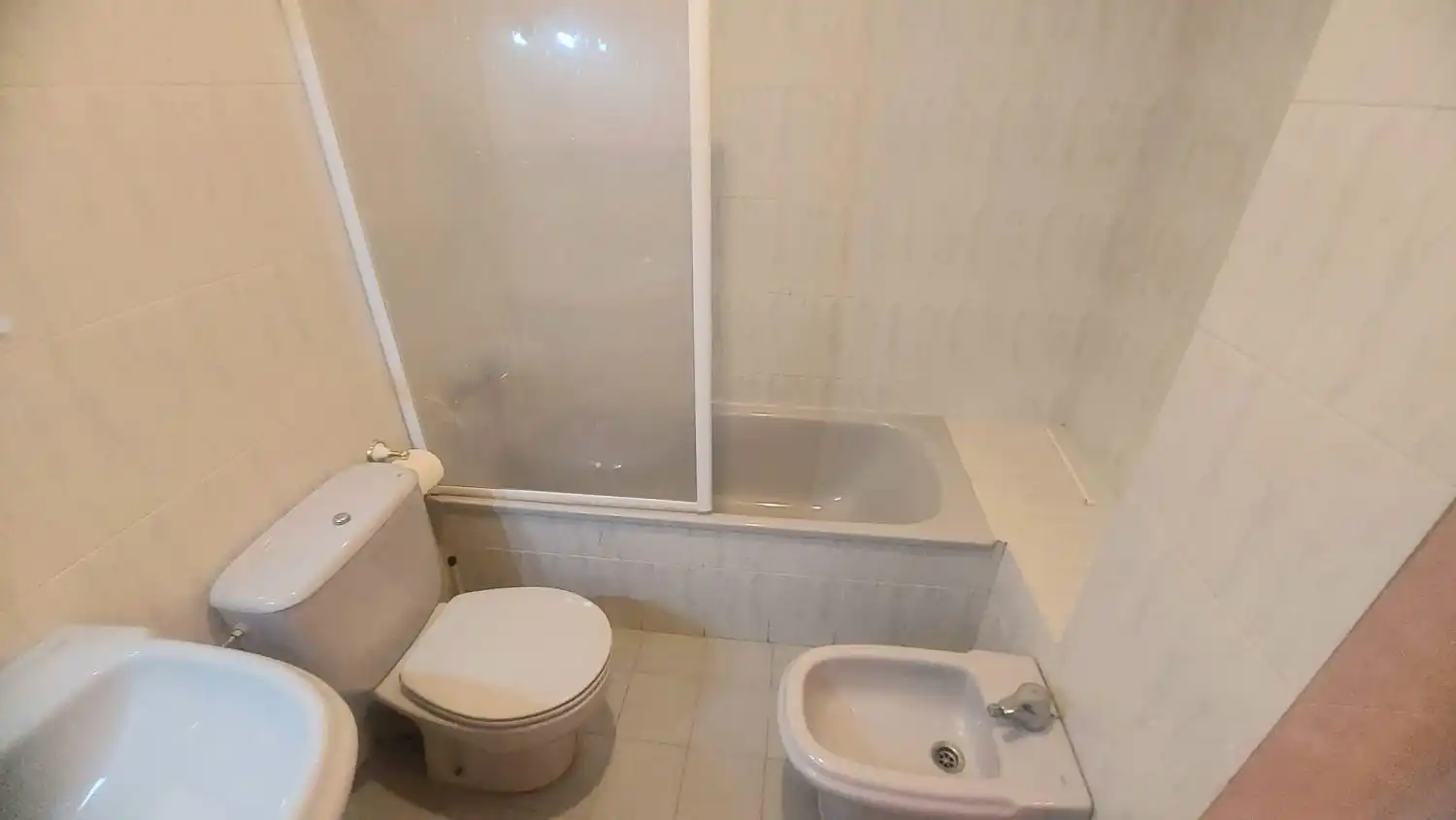 Baño de Dúplex en venta en Jaén con Aire acondicionado, Trastero y Balcón