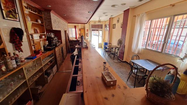 Piso en Venta en Miralbueno