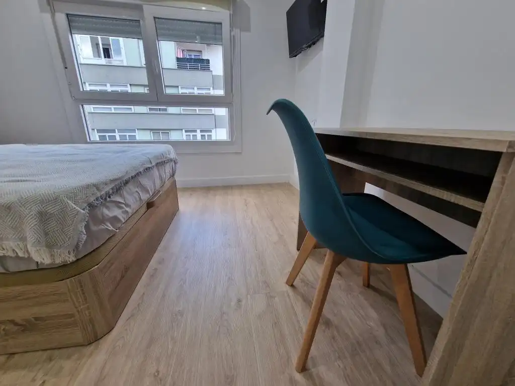 Room in Avenida Portugal.h2, Couto