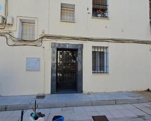 Vista exterior de Pis en venda en Badajoz Capital amb Jardí privat, Terrassa i Balcó