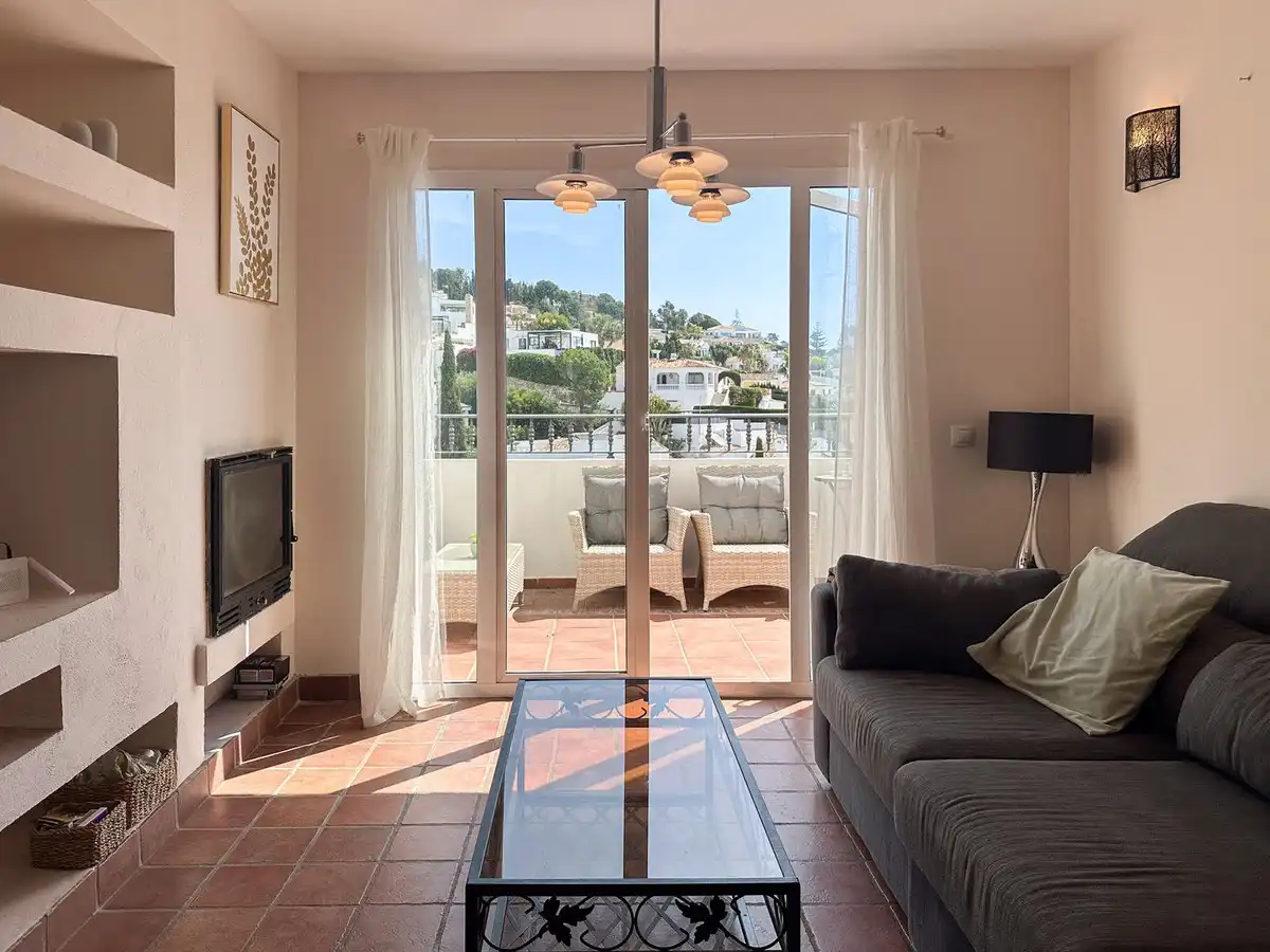 Sala d'estar de Planta baixa en venda en Benalmádena amb Aire condicionat, Calefacció i Terrassa