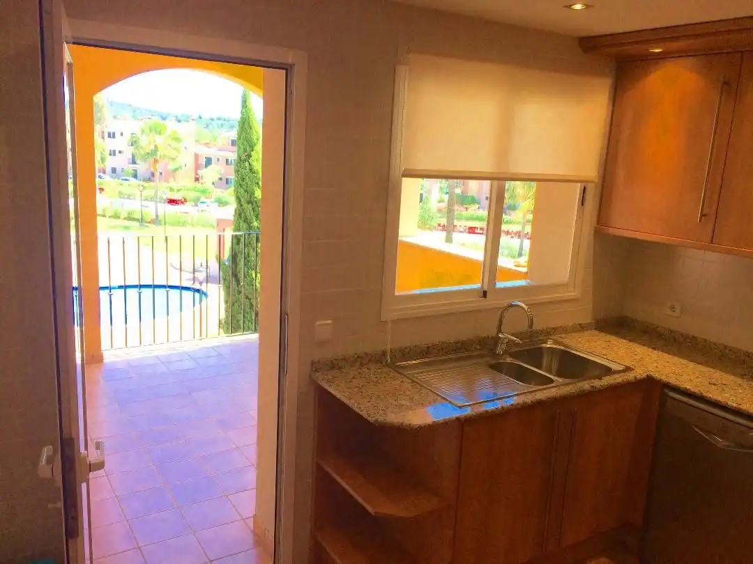 Appartement compact avec piscine à louer à Carrer Concha Espina 1, imagen 10