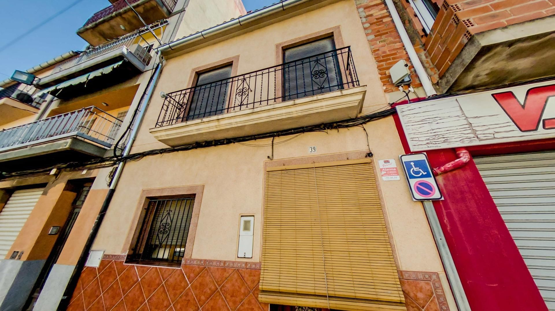 Exterior view of House or chalet for sale in La Pobla Llarga  with Private garden