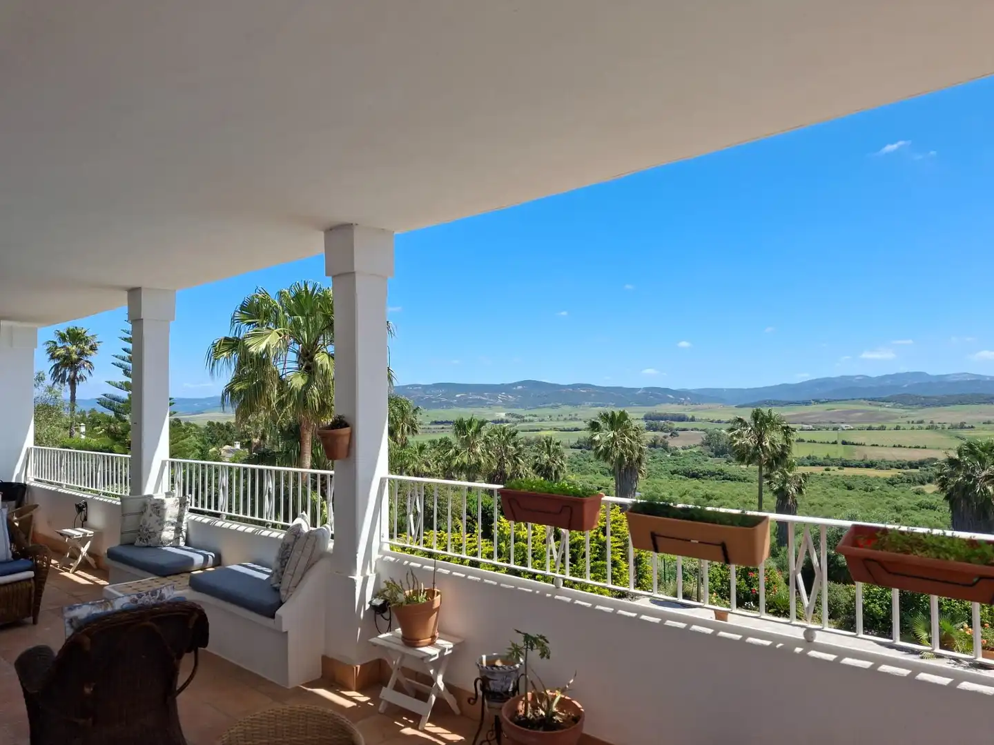 Terrassa de Casa o xalet en venda en Benalup-Casas Viejas amb Aire condicionat, Calefacció i Jardí privat