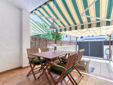 House for sale in Calle Ebre 19