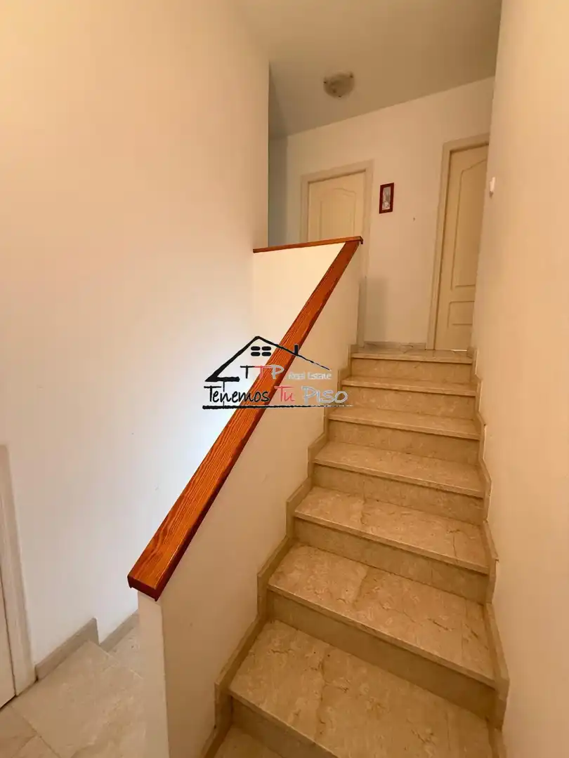 Terraced house with terrace for sale in Calle de Alena 5-7, imagen 25