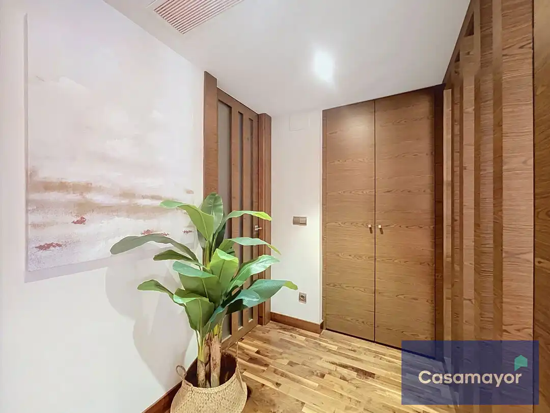 Piso en venta en Alicante / Alacant con Aire acondicionado, Calefacción y Trastero