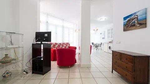 Foto 3 de Apartamento de alquiler en Calle Calle Alfredo J. Jones, Santa Catalina - Canteras, Las Palmas de Gran Canaria