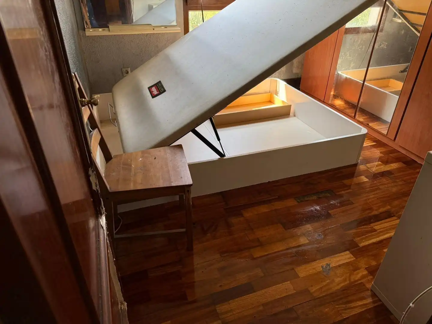 Schlafzimmer von Wohnung zum Verkauf in Ortuella