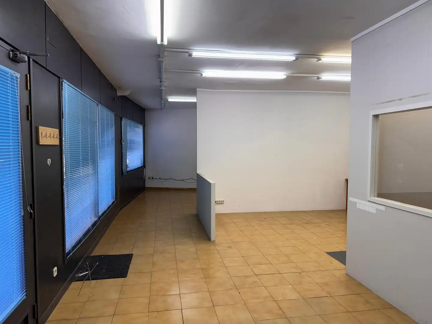 Business premises to rent in Olot, imagen 3