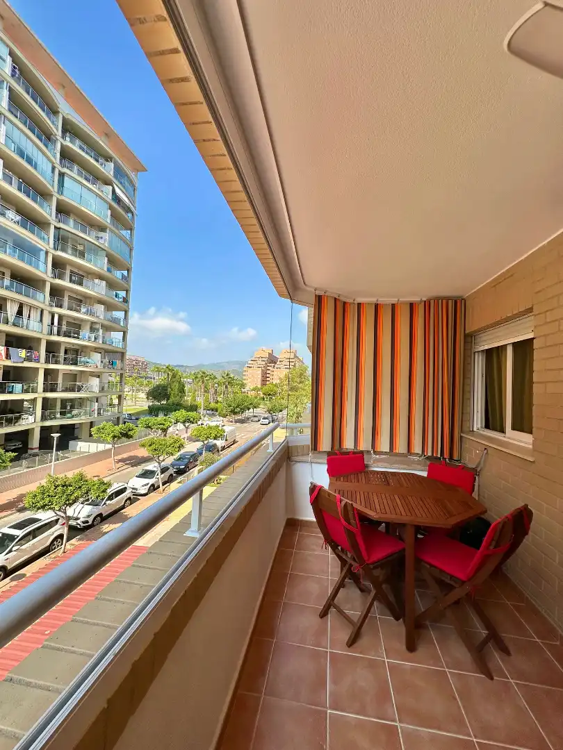 Vista exterior de Apartament en venda en Oropesa del Mar / Orpesa amb Aire condicionat, Calefacció i Moblat