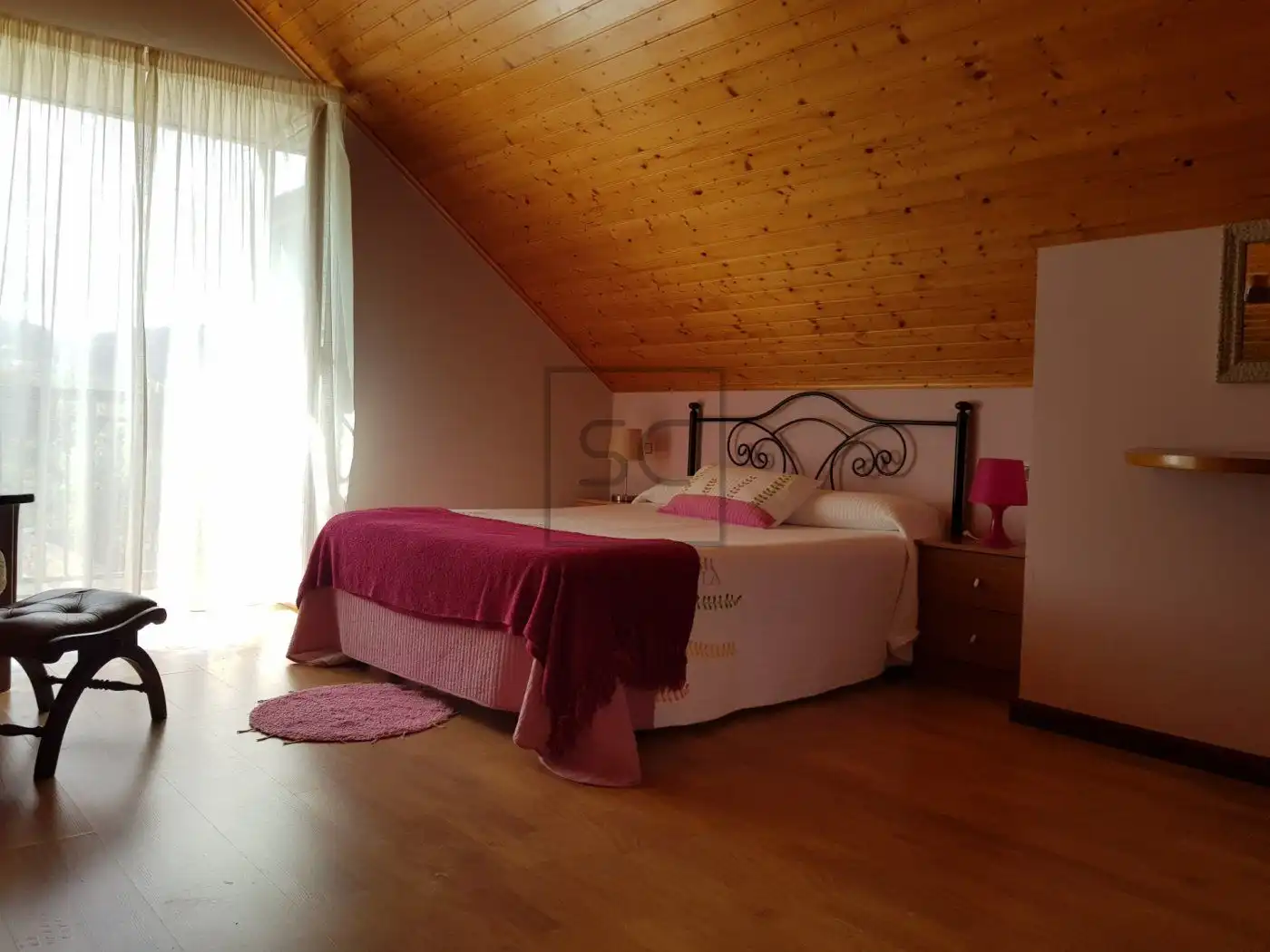 Schlafzimmer von Country house zum Verkauf in Laxe mit Heizung, Terrasse und Möbliert