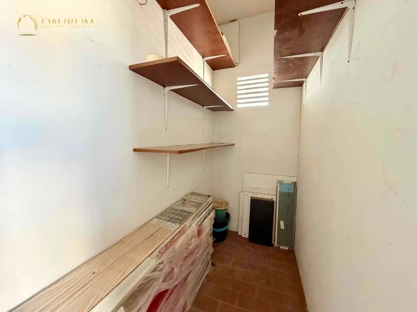 Wohnung zum Verkauf in Almussafes mit Klimaanlage, Terrasse und Abstellraum