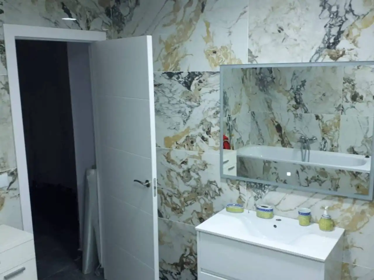 Bathroom of Houses for sale in Alcoy / Alcoi
