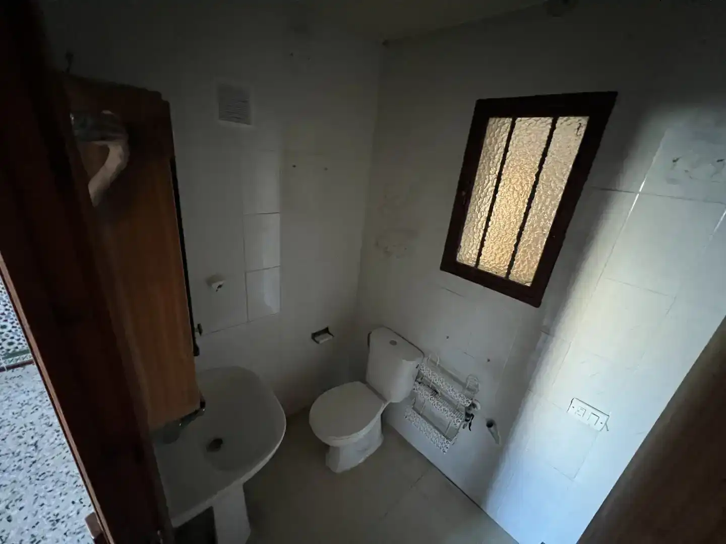 Bany de Casa adosada en venda en Guadix amb Traster i Balcó