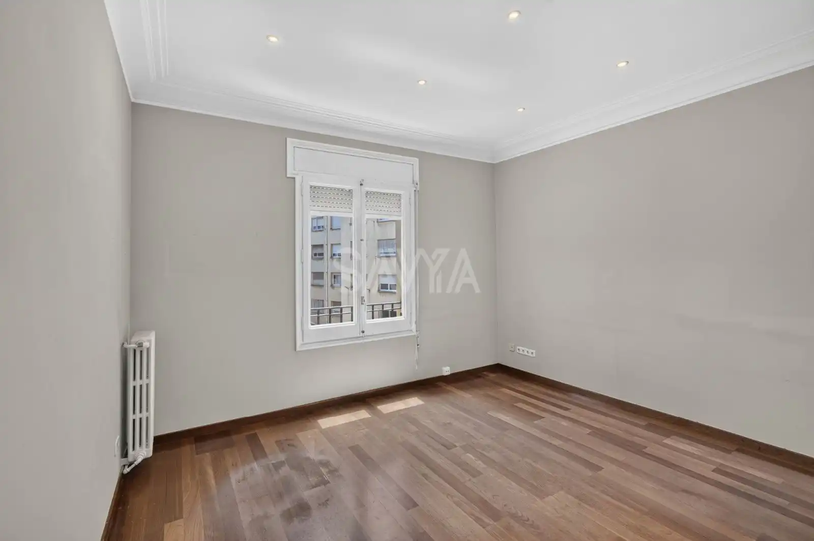 Habitación de Piso en venta en Barcelona con Calefacción y Trastero