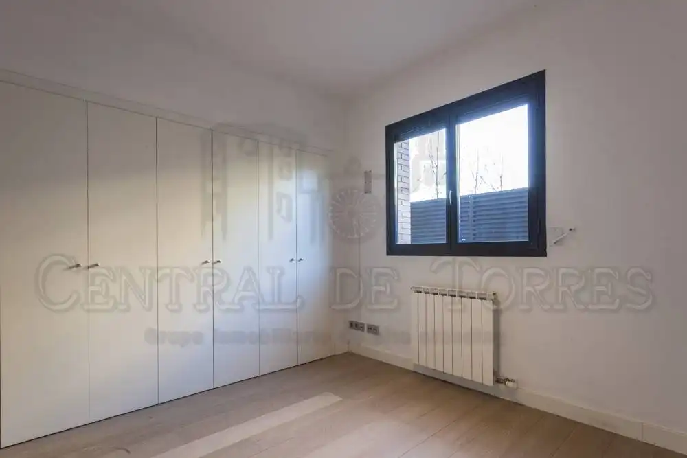 Bedroom of Ground floor for sale in Sant Cugat del Vallès  with Air Conditioner, Heating and Private garden