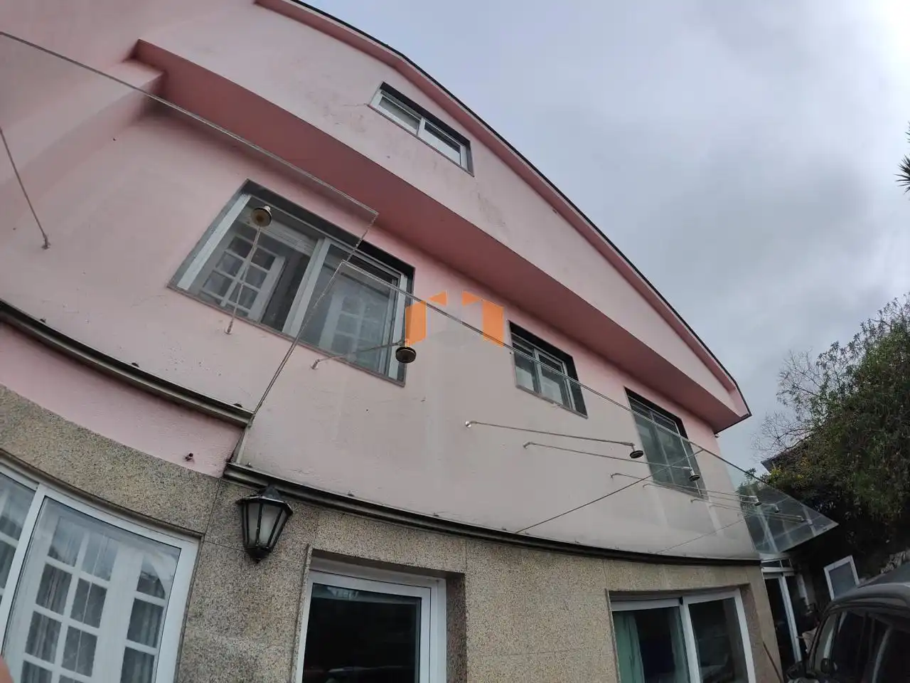 Vista exterior de Casa o chalet en venta en Nigrán con Calefacción, Jardín privado y Parquet
