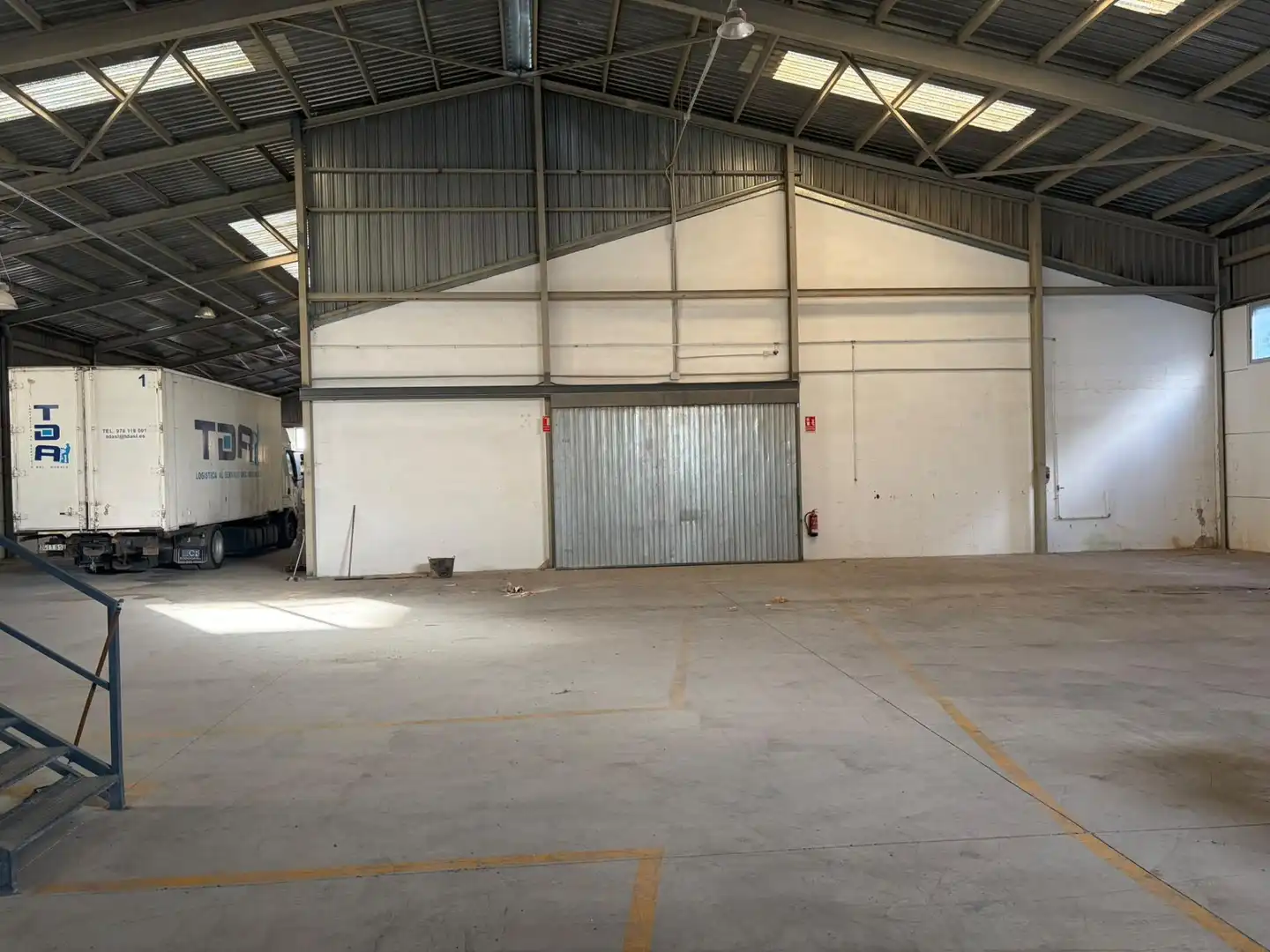 Industrial building to rent in Alcàsser, imagen 3