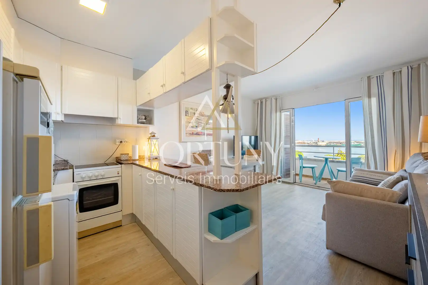 Kitchen of Flat for sale in Cambrils  with Air Conditioner and Balcony
