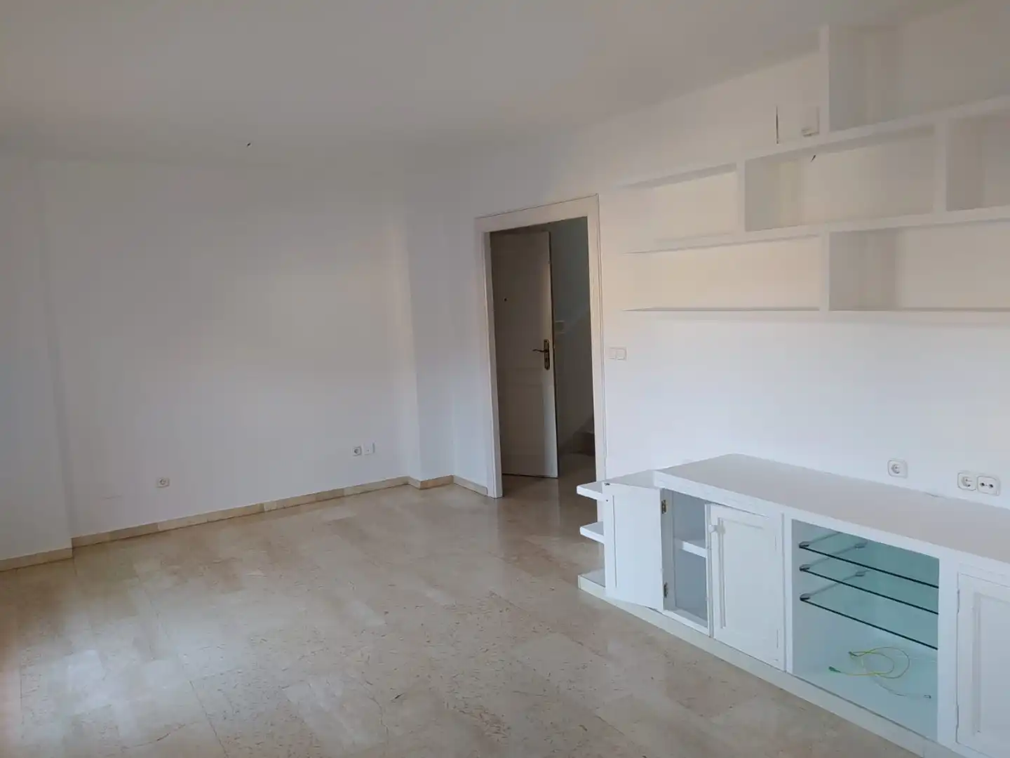 Wohnzimmer von Maisonette zur Miete in  Granada Capital mit Klimaanlage, Terrasse und Balkon