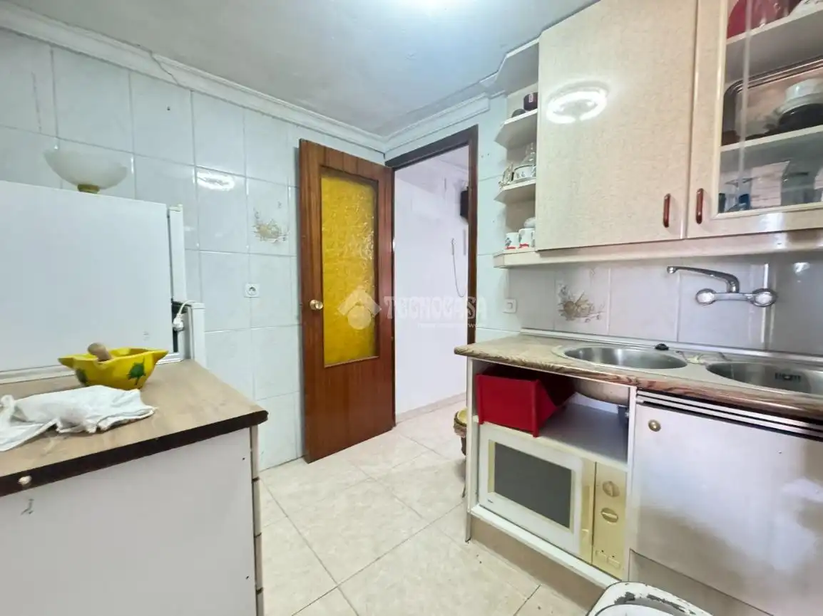 Cuina de Casa adosada en venda en Yepes