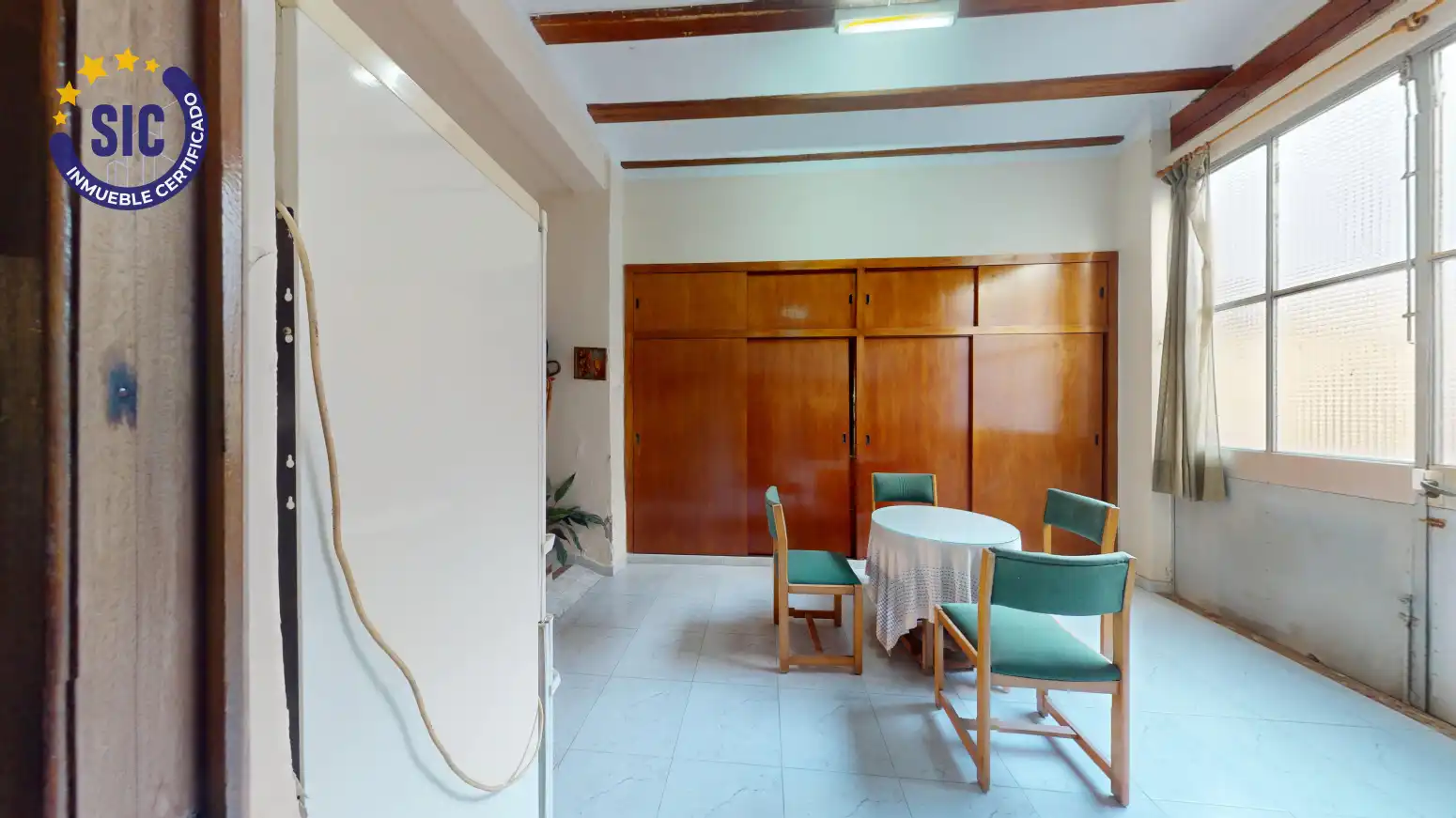 Casa adosada en venta en Benifaió