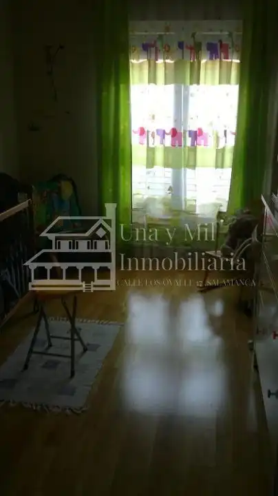 Sala de estar de Casa o chalet en venta en Doñinos de Salamanca con Calefacción, Terraza y Trastero
