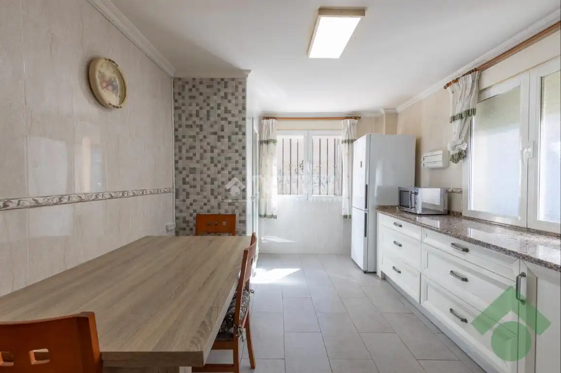 Casa adosada en venta en Barrio de Zaidín