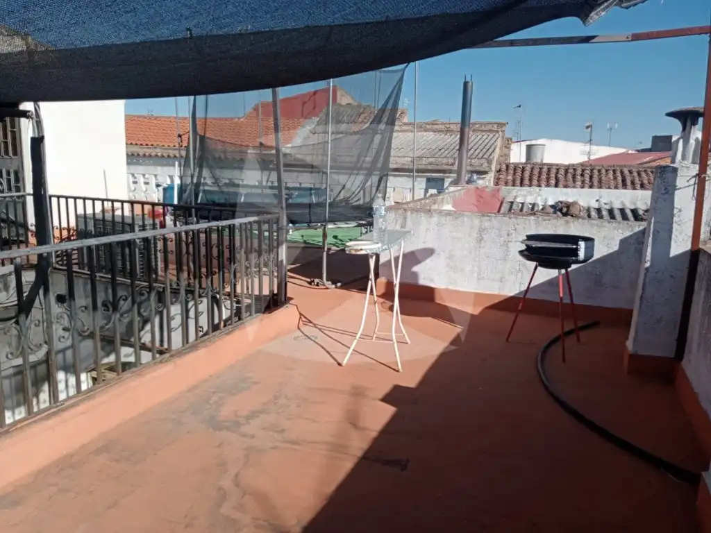 House with balcony for sale in Calle Cespedes, imagen 35