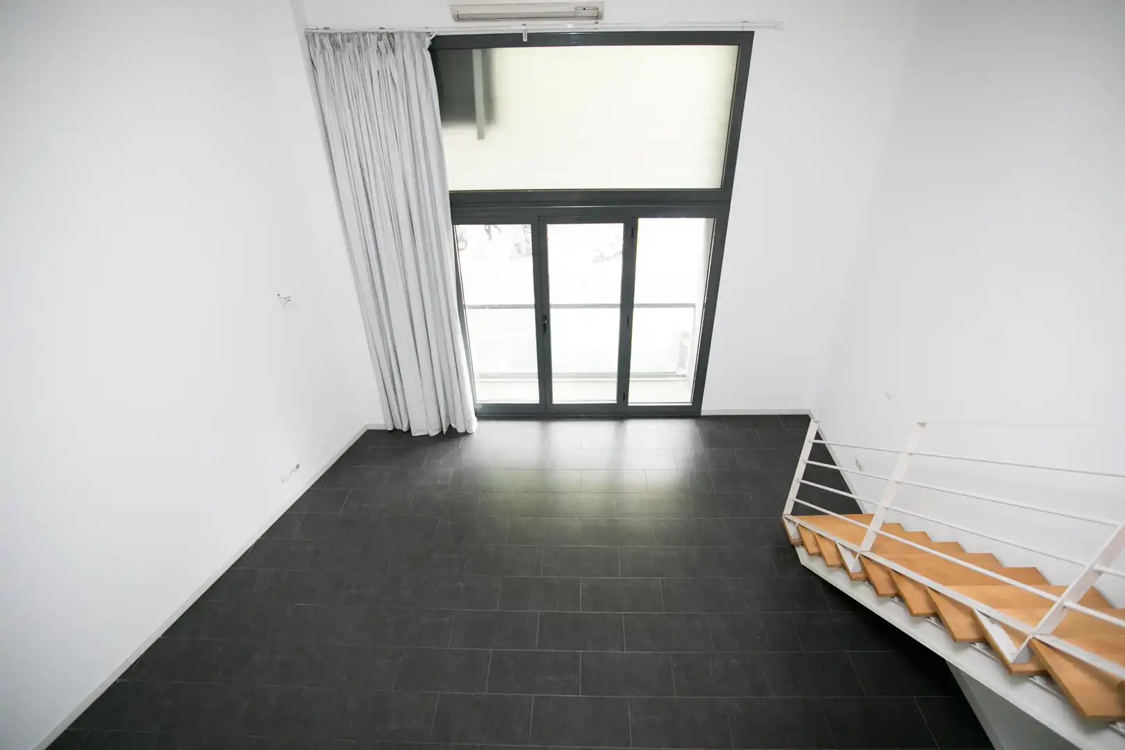 Sala d'estar de Estudi en venda en Barcelona amb Traster