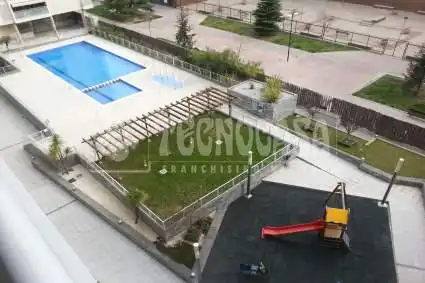 Piscina de Ático en venta en Zaragoza con Aire acondicionado, Calefacción y Terraza