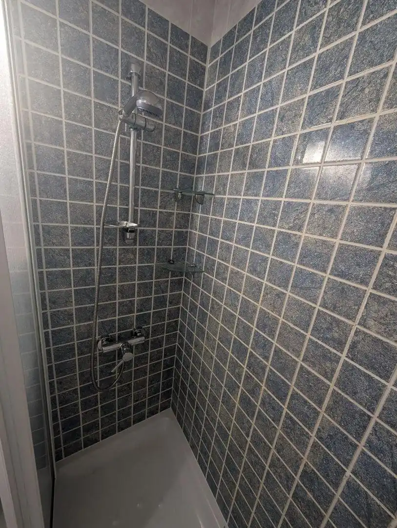Badezimmer von Wohnung zum Verkauf in Valencia mit Klimaanlage
