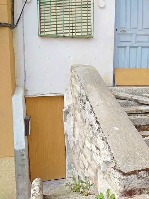 Casa adosada en venta en Cuéllar