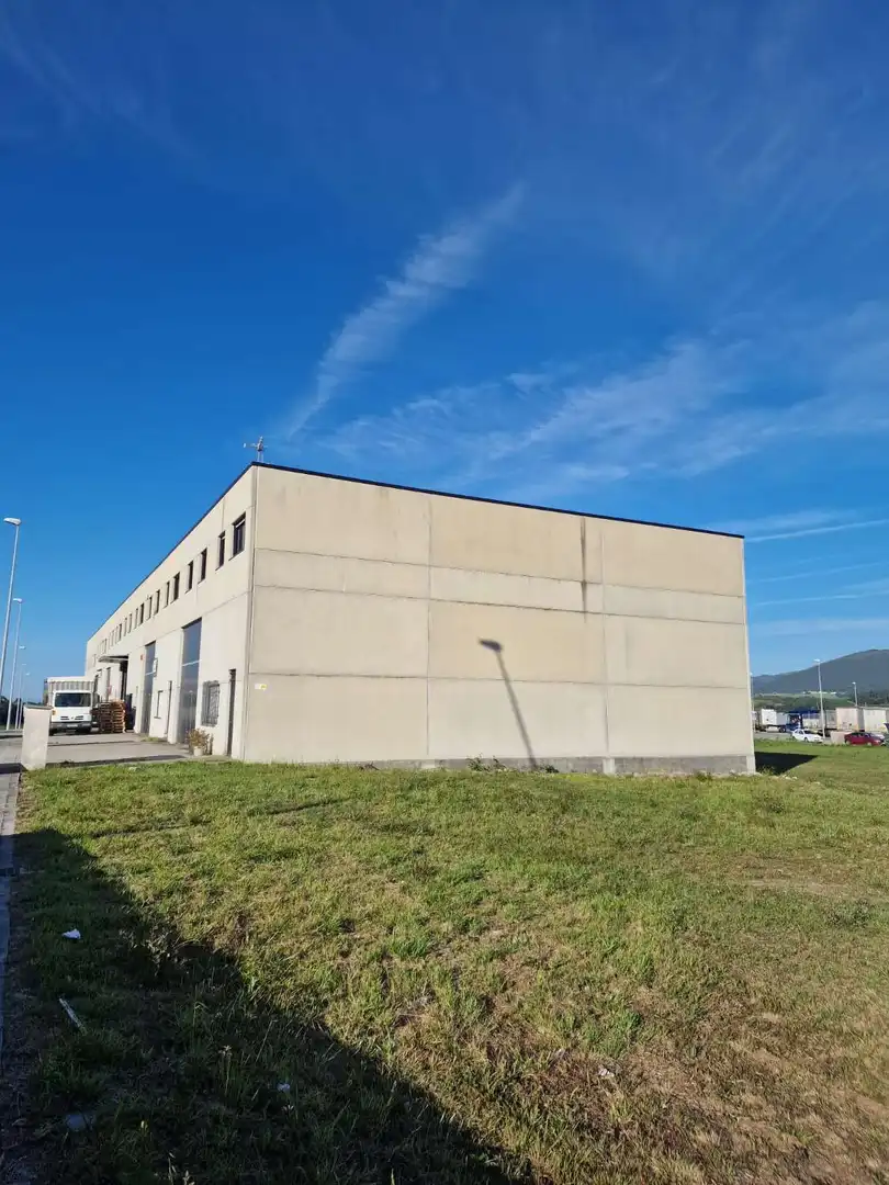 Terrenys i solars en venda a Navia, imagen 4