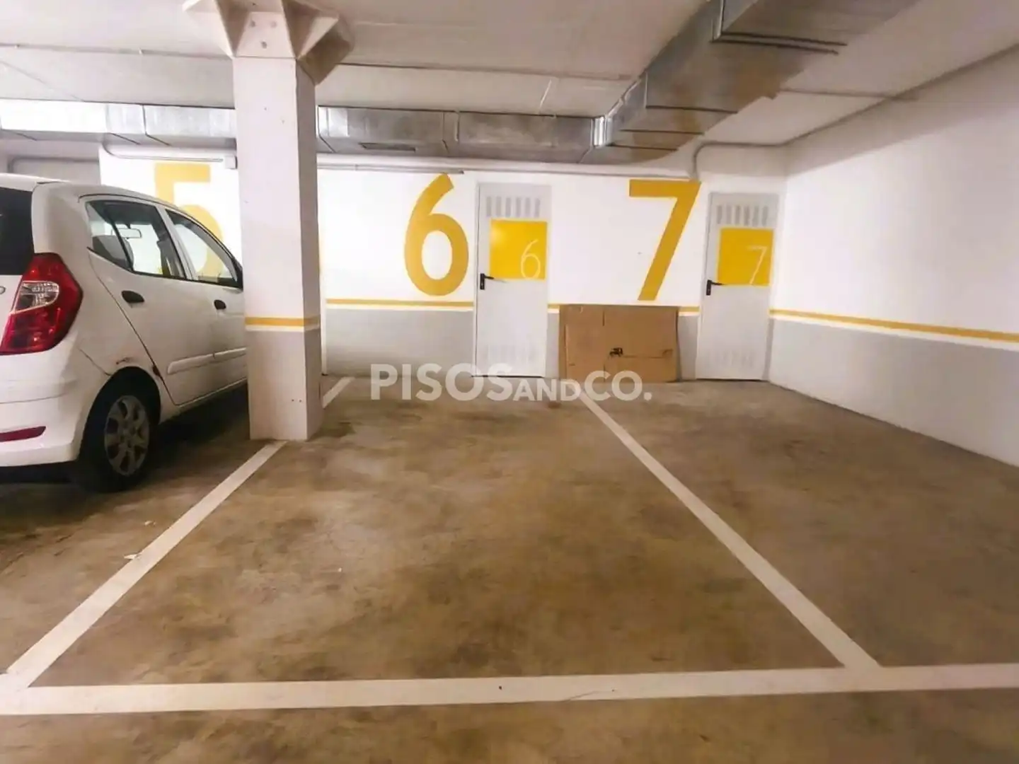Aparcament de Pis en venda en Cambre  amb Calefacció, Terrassa i Traster