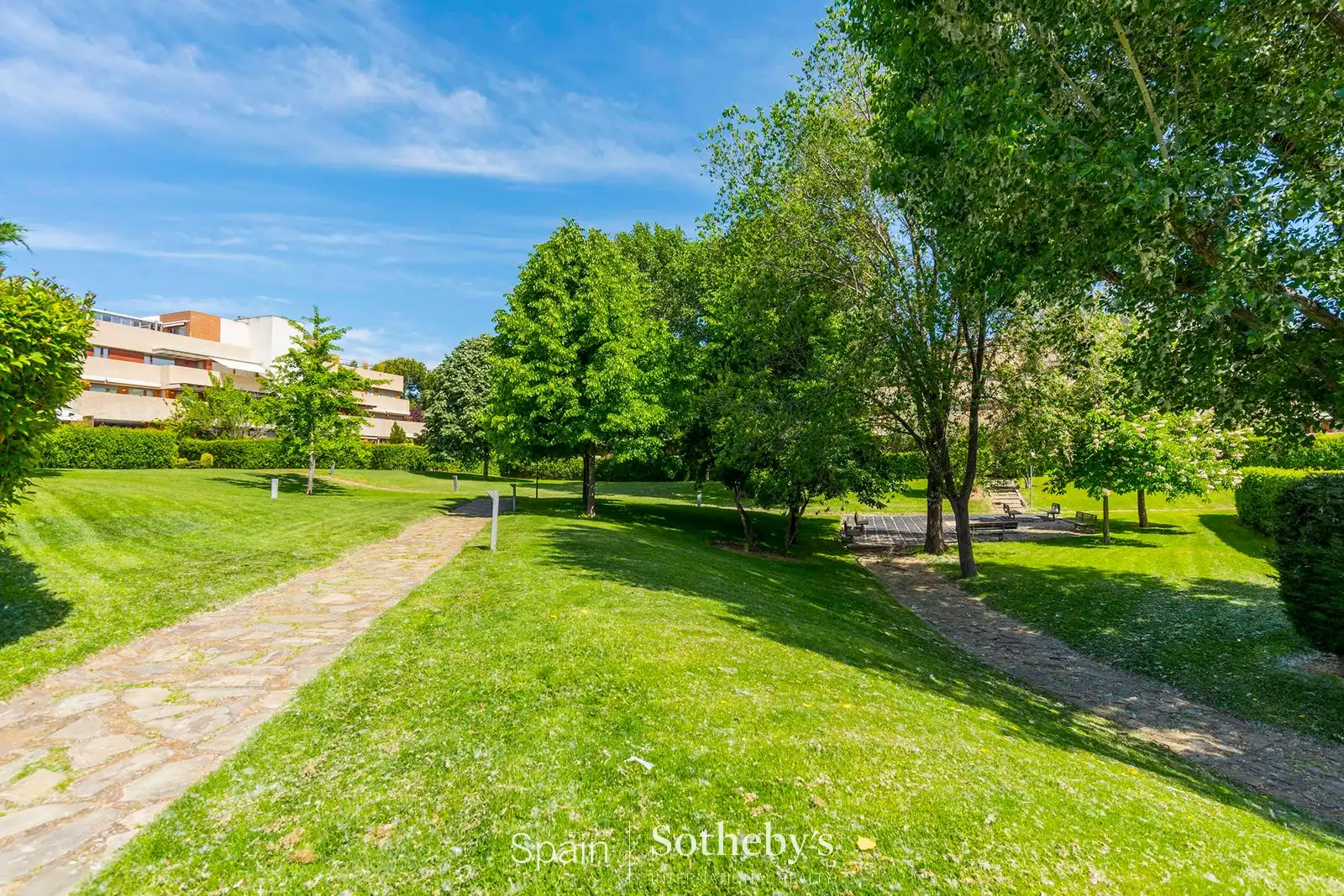 Apartament en venda en La Moraleja amb Aire condicionat, Calefacció i Terrassa