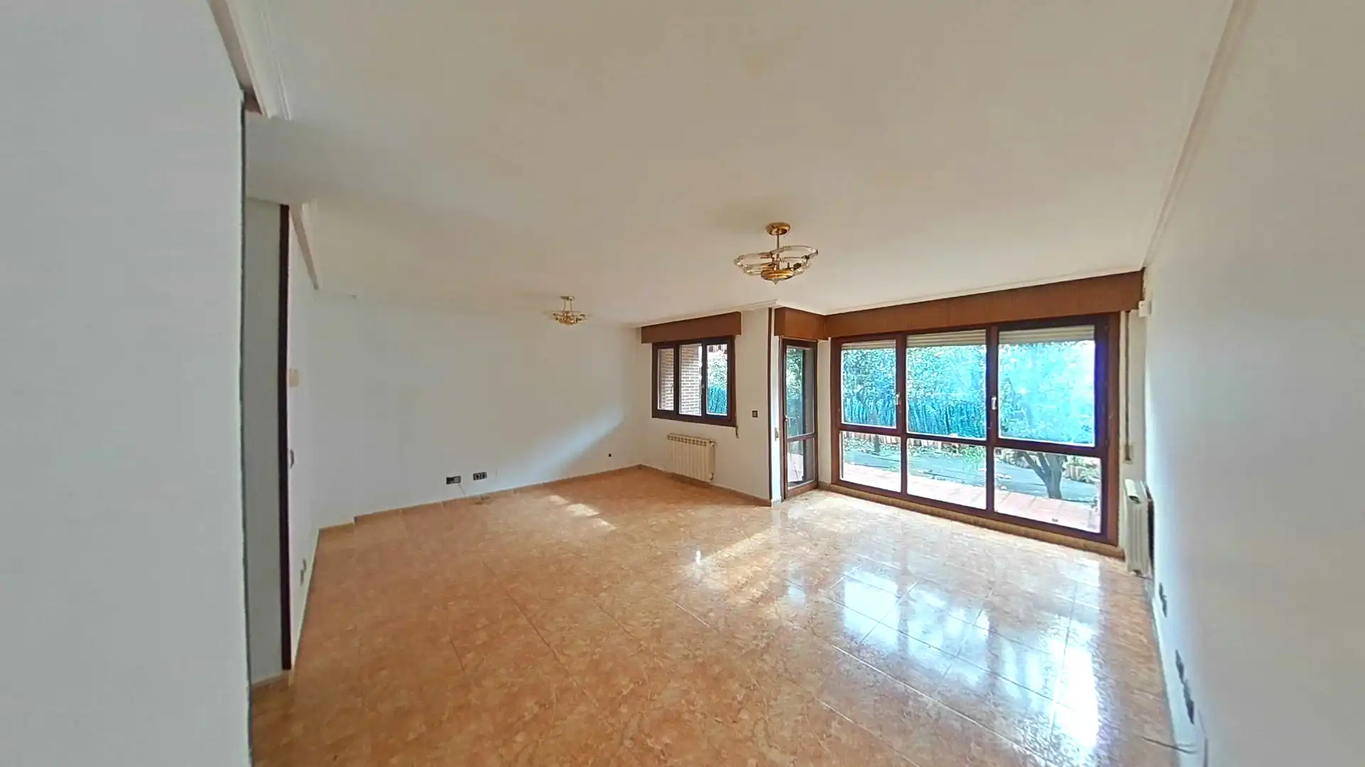 Reihenhaus mit Terrasse zum Verkauf in Ria De Solia, imagen 4