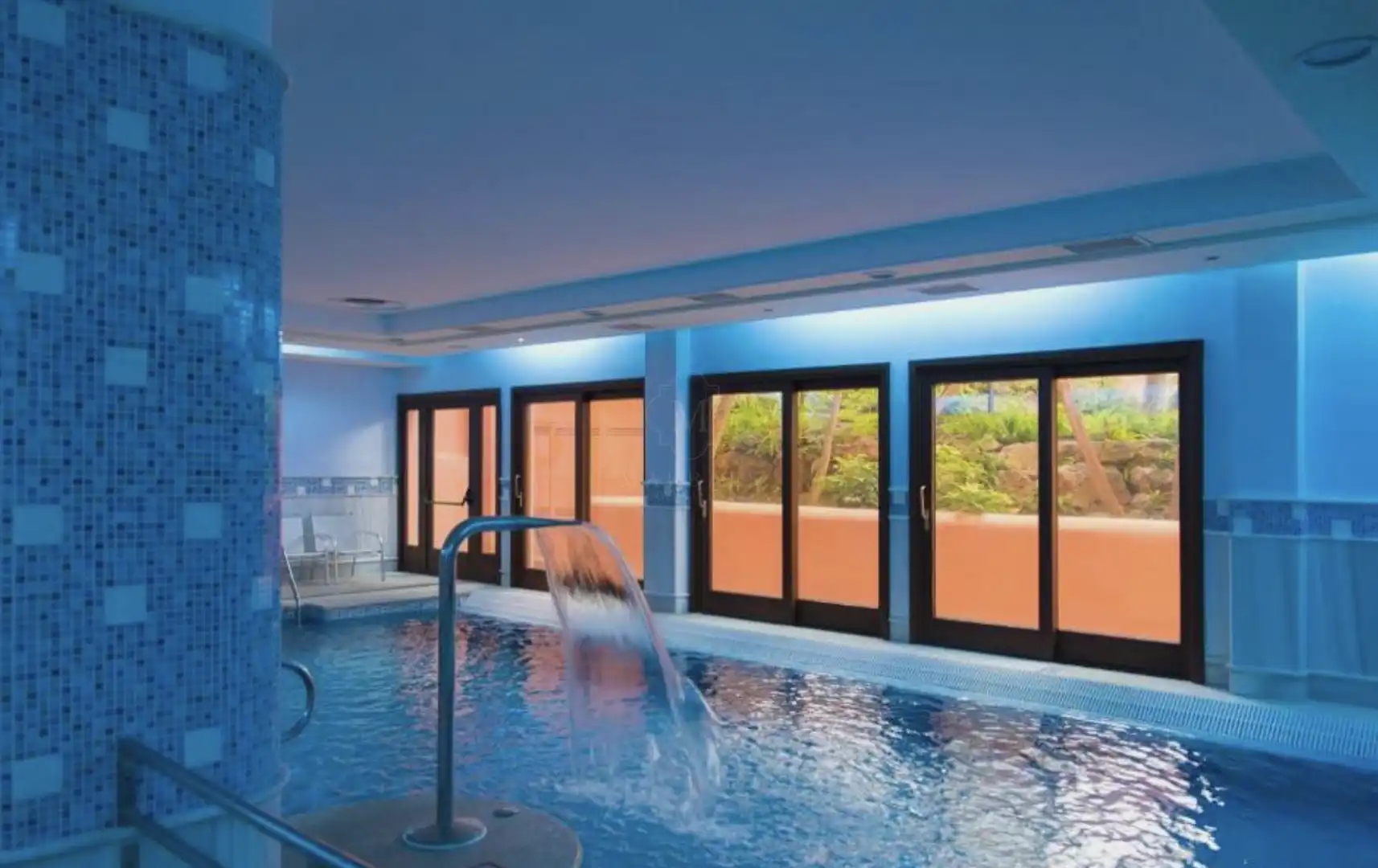 Piscina de Apartamento en venta en Estepona con Aire acondicionado, Terraza y Piscina