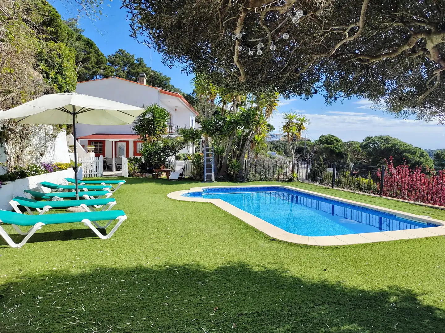 Detached house with terrace for sale in Serra Brava