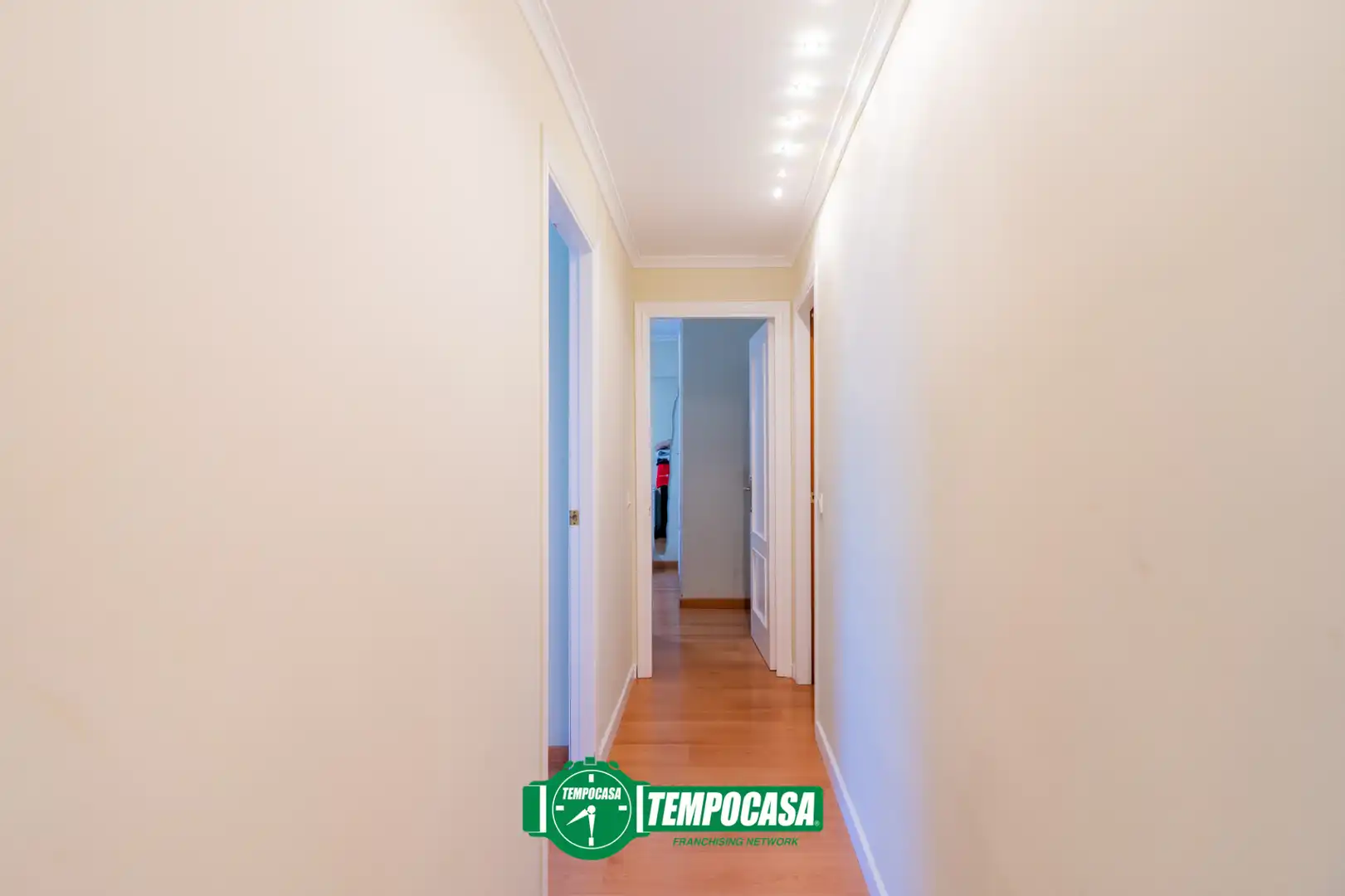 Piso con terraza en venta en Carrer de Fuencaliente 104, imagen 13
