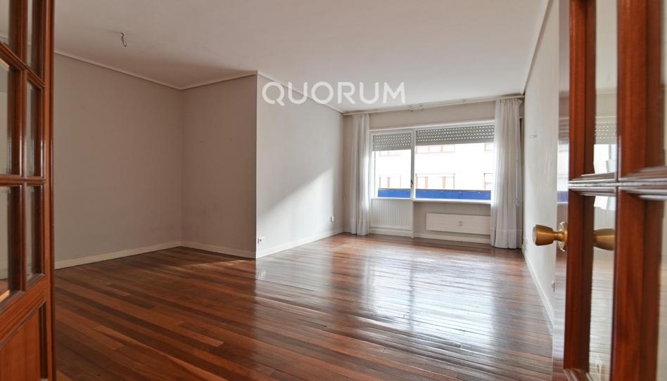 Foto 1 de Pis en venda a Las Arenas, Bizkaia