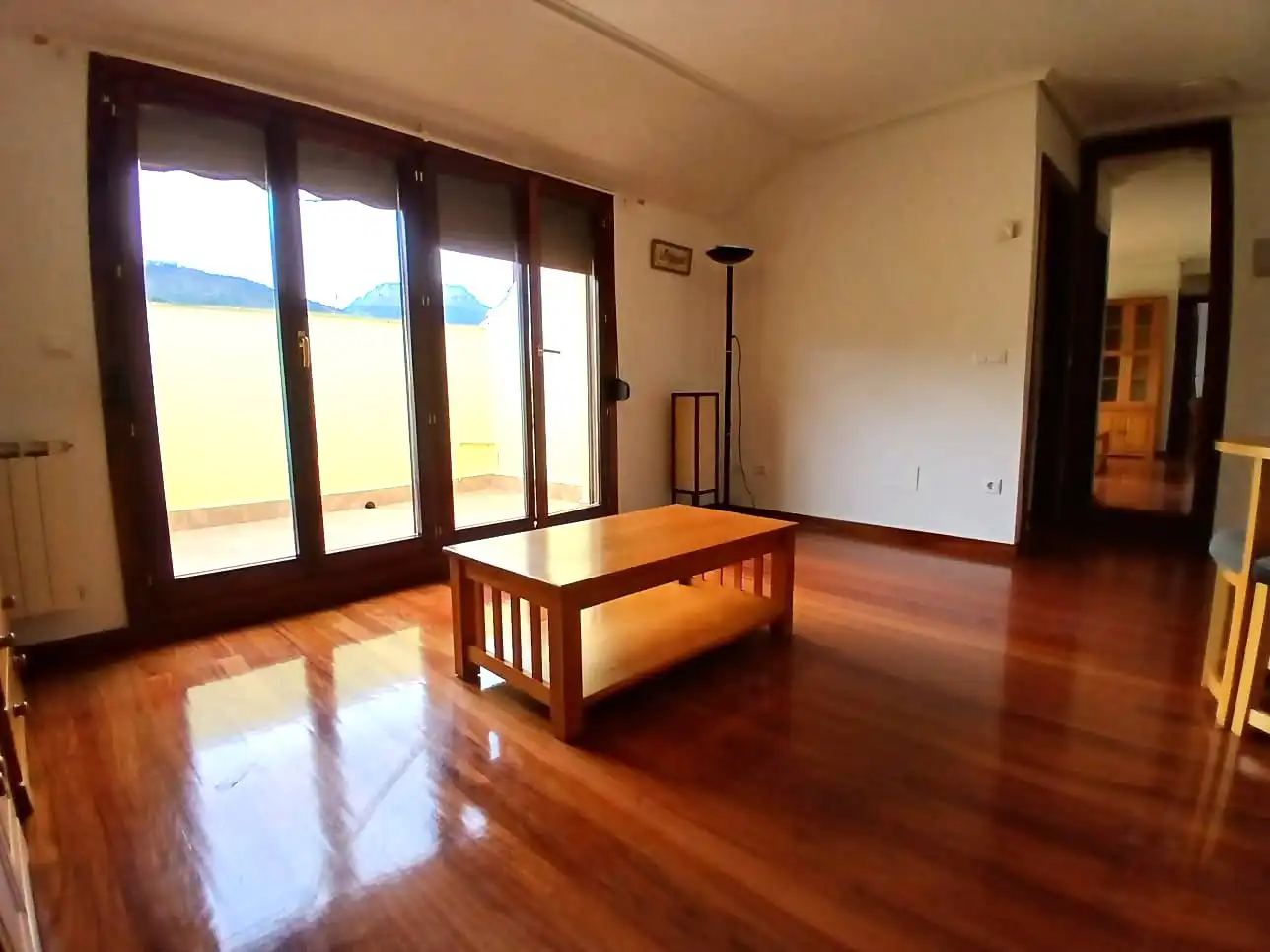 Wohnzimmer von Dachboden zur Miete in Ramales de la Victoria, Cantabria