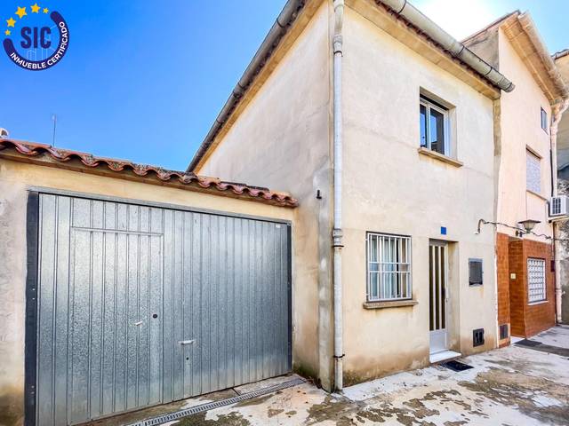 Casa-chalet en Venta en Caudete de las Fuentes