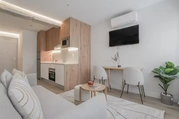 Living room of Study for sale in Madrid  with Heating